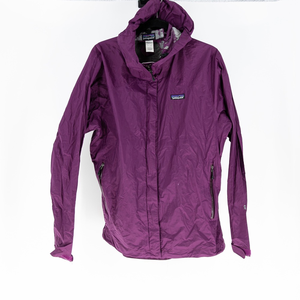 Patagonia Women's Waterproof Full Zip Hooded Hood Rain Jacket Plumb Purple Large